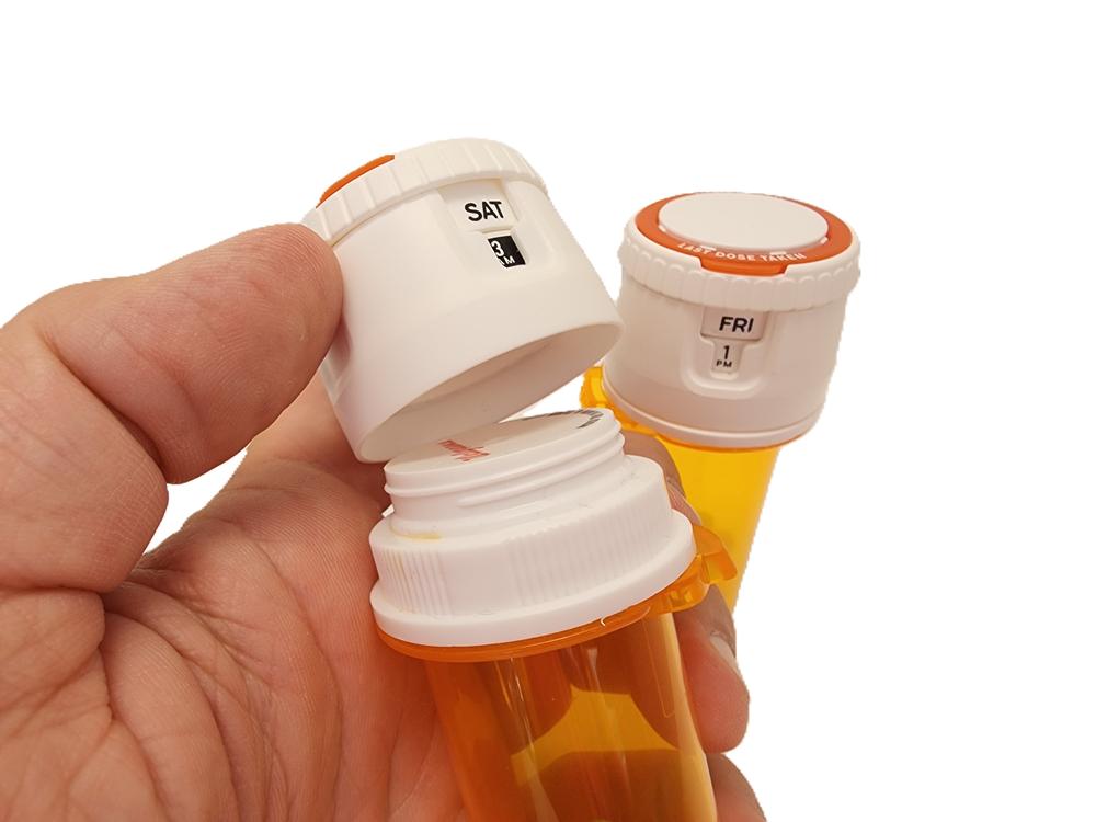 Meticap screws onto the 1-Clic vial lid